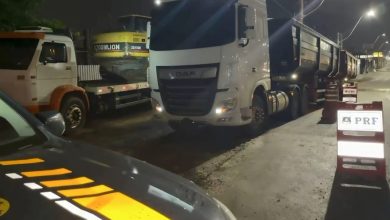 Studio Notícias | Studio TV PRF flagra carreta com mais de 62 toneladas de excesso de peso na BR-290, em Porto Alegre