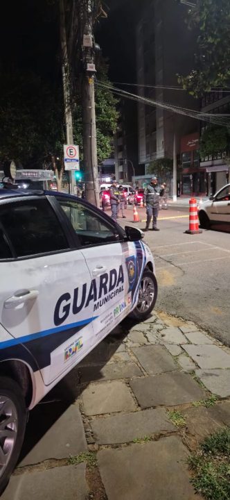 Blitz em Caxias do Sul flagra 36 motoristas alcoolizados e autua 74 veículos 1 Studio Notícias | Studio TV Blitz em Caxias do Sul flagra 36 motoristas alcoolizados e autua 74 veículos