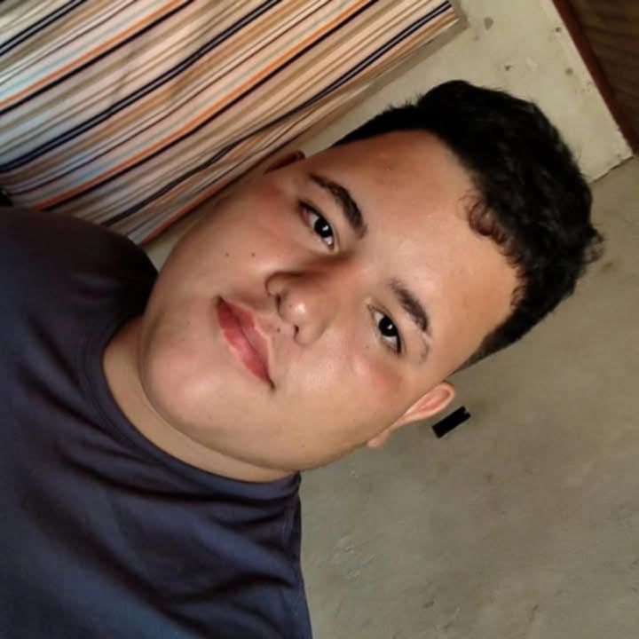 Jovem de 18 anos morre após ser arremessado em capotamento no interior de Itaqui 1 Studio Notícias | Studio TV Jovem de 18 anos morre após ser arremessado em capotamento no interior de Itaqui