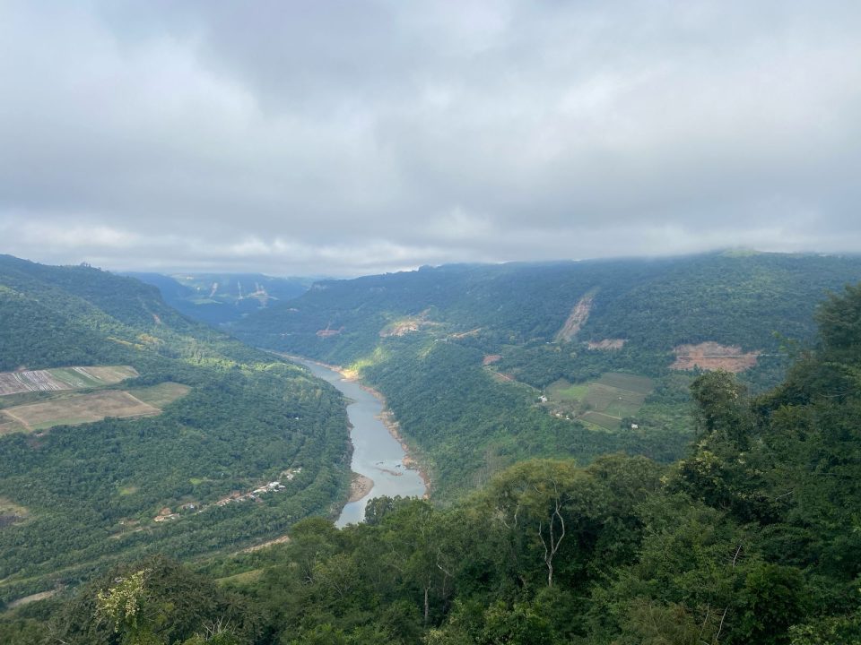 Veranópolis mantém esforços de reconstrução um ano após maior tragédia climática de sua história 1 Studio Notícias | Studio TV Veranópolis mantém esforços de reconstrução um ano após maior tragédia climática de sua história