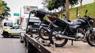 Studio Notícias | Studio TV Fiscalização de Trânsito de Caxias do Sul remove sete motocicletas por falta de licenciamento na tarde desta sexta-feira