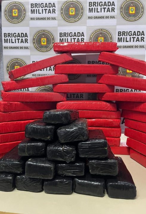 BM apreende mais de 23 kg de maconha em operação no interior de Lagoa Vermelha 1 Studio Notícias | Studio TV BM apreende mais de 23 kg de maconha em operação no interior de Lagoa Vermelha