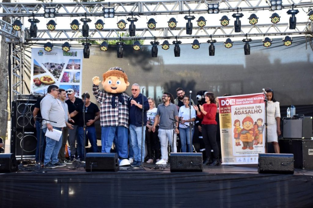 Veranópolis celebra Dia do Trabalhador com evento que reuniu mais de 4 mil pessoas na Praça XV 2 Studio Notícias | Studio TV Veranópolis celebra Dia do Trabalhador com evento que reuniu mais de 4 mil pessoas na Praça XV