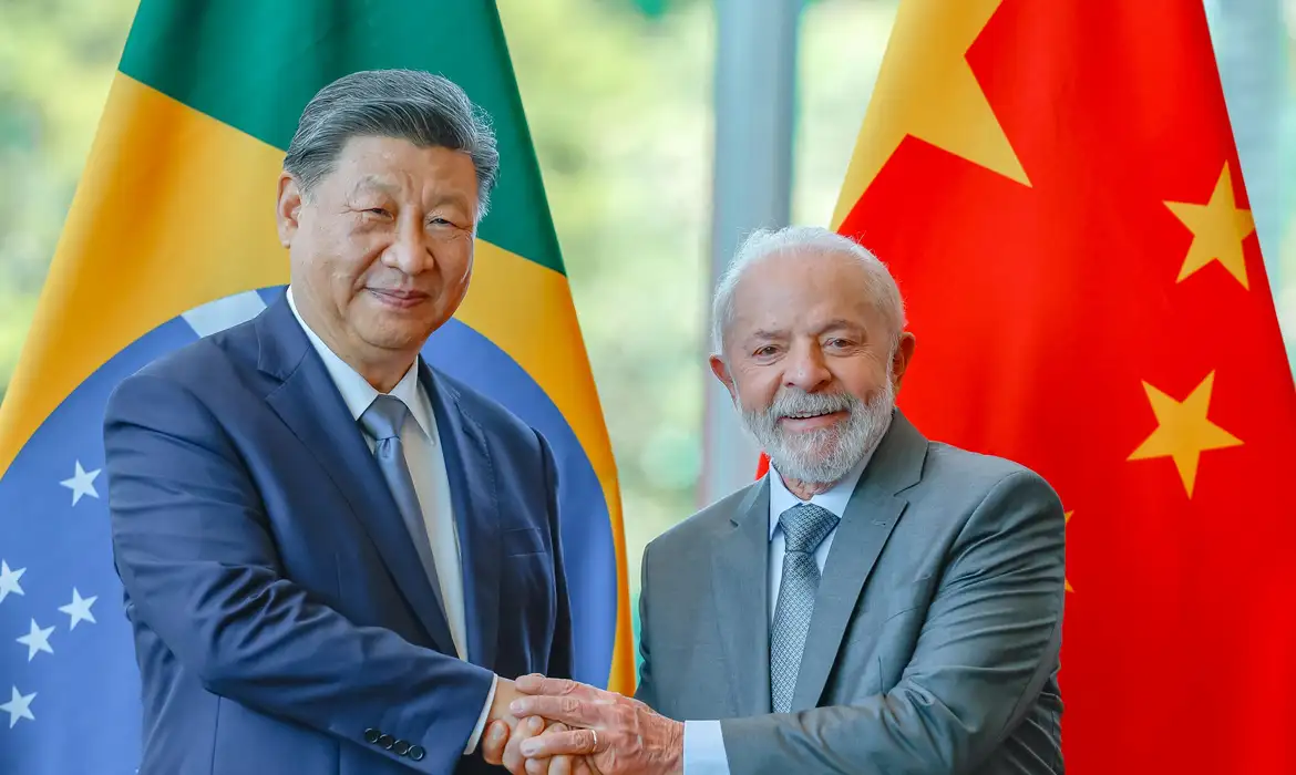 Brasil e China devem fechar 16 acordos em nova visita de Lula a Pequim 1 Studio Notícias | Studio TV Brasil e China devem fechar 16 acordos em nova visita de Lula a Pequim
