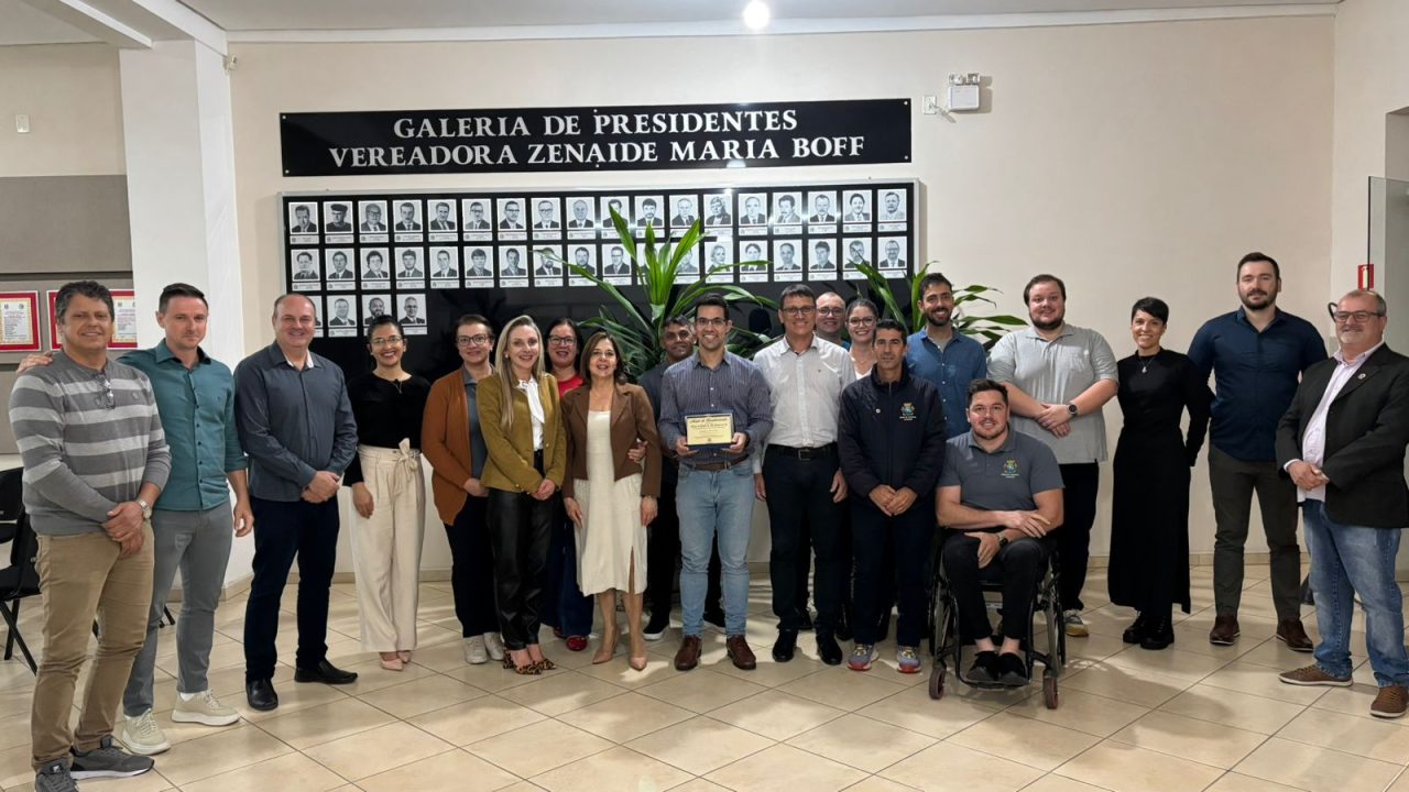 Moção de reconhecimento ao Banrisul pela atuação em Veranópolis 1 Studio Notícias | Studio TV Moção de reconhecimento ao Banrisul pela atuação em Veranópolis