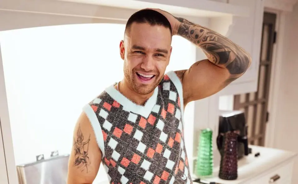 Liam Payne morre sem testamento e deixa fortuna de R$ 184 milhões <h2>Cantor deixou administração dos bens para ex-namorada Cheryl Tweedy e advogado Richard Bray</h2> 1 Studio Notícias | Studio TV Liam Payne morre sem testamento e deixa fortuna de R$ 184 milhões <h2>Cantor deixou administração dos bens para ex-namorada Cheryl Tweedy e advogado Richard Bray</h2>
