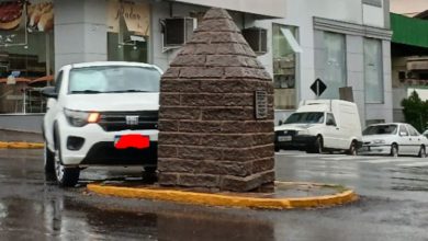 Studio Notícias | Studio TV Motorista perde controle e colide contra monumento no centro de Veranópolis