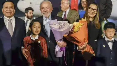 Studio Notícias | Studio TV Lula busca ampliar negócios com a China em meio a tensões comerciais com os EUA