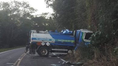 Studio Notícias | Studio TV Caminhão que transportava óleo usado se envolve em acidente na ERS-324 em Vila Maria