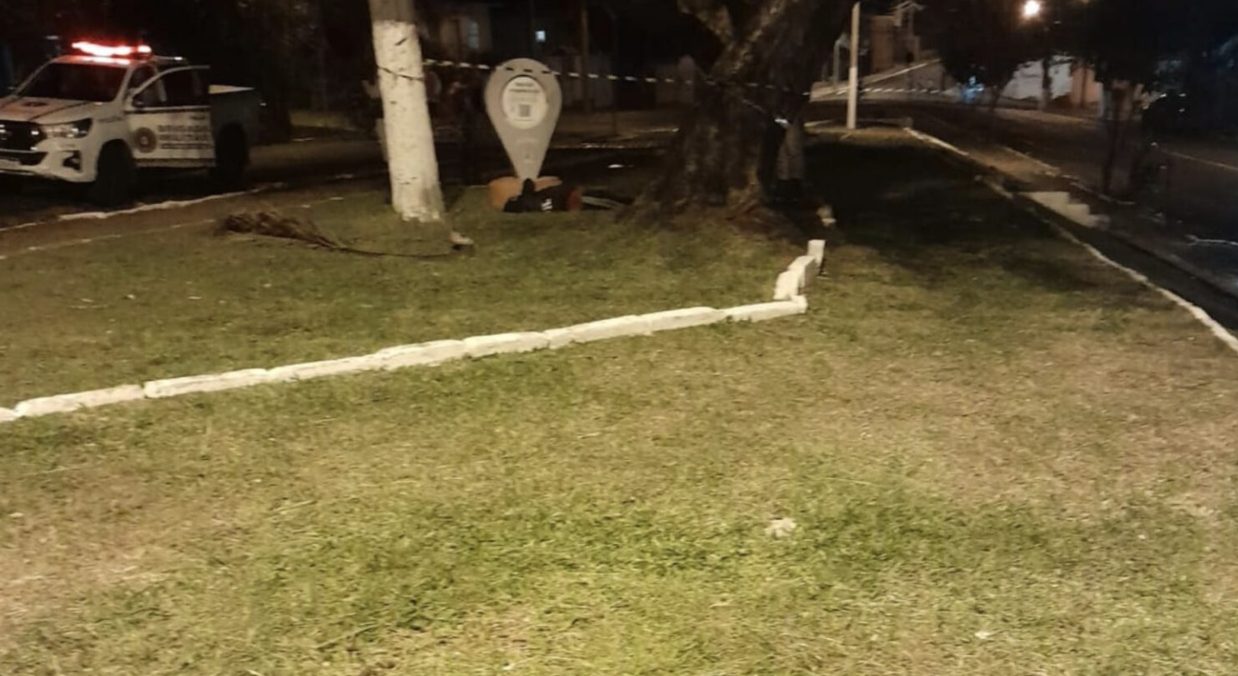 Homem é assassinado a tiros em Lagoa Vermelha 1 Studio Notícias | Studio TV Homem é assassinado a tiros em Lagoa Vermelha