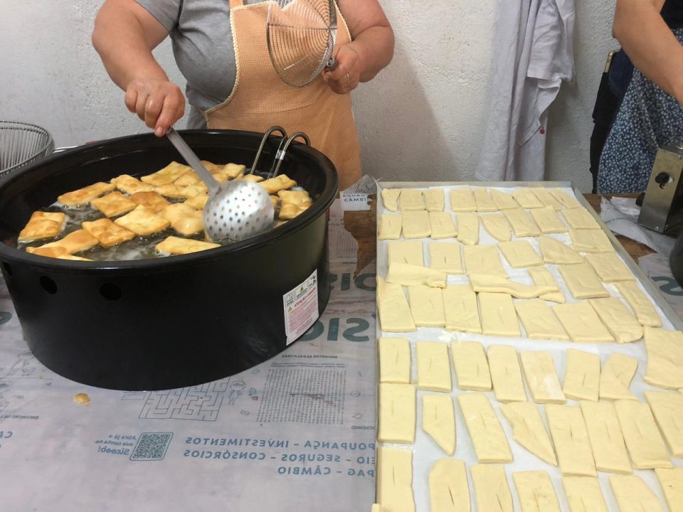 Festival do Pão Frito atrai 30 mil pessoas e celebra imigração italiana em Vila Flores 1 Studio Notícias | Studio TV Festival do Pão Frito atrai 30 mil pessoas e celebra imigração italiana em Vila Flores