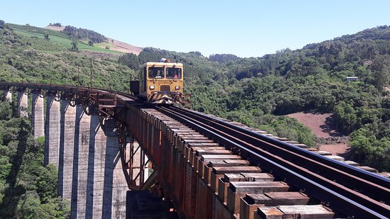 Primeiro trecho ferroviário no Vale do Taquari será reconstruído após enchente 1 Studio Notícias | Studio TV Primeiro trecho ferroviário no Vale do Taquari será reconstruído após enchente