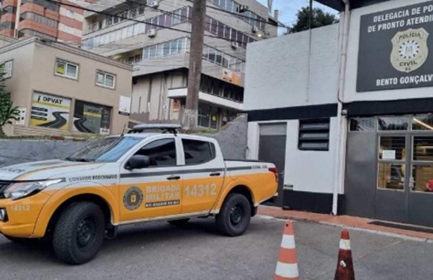 Brigada Militar prende homem por receptação em Bento Gonçalves e recupera veículo roubado 1 Studio Notícias | Studio TV Brigada Militar prende homem por receptação em Bento Gonçalves e recupera veículo roubado