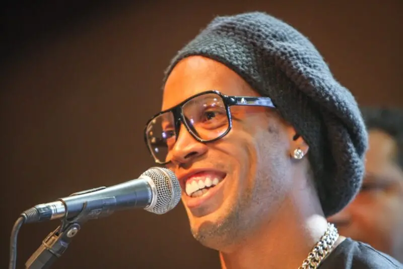 Ronaldinho celebra chegada da primeira neta em Barcelona 1 Studio Notícias | Studio TV Ronaldinho celebra chegada da primeira neta em Barcelona
