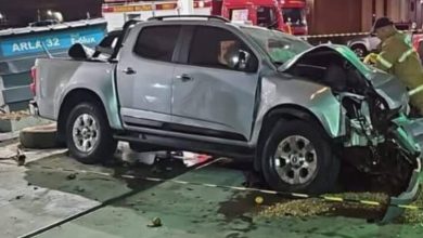 Studio Notícias | Studio TV Motorista colide caminhonete contra bombas de posto e é preso em Sapucaia do Sul