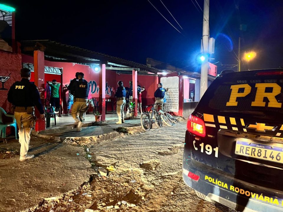 PRF identifica 1.333 pontos de vulnerabilidade para crianças e adolescentes nas rodovias federais de SC 1 Studio Notícias | Studio TV PRF identifica 1.333 pontos de vulnerabilidade para crianças e adolescentes nas rodovias federais de SC