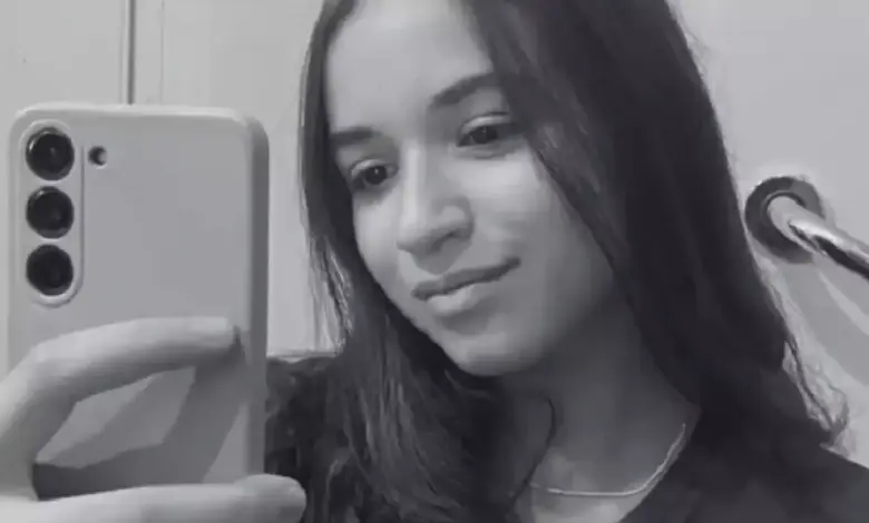 Studio Notícias | Studio TV Estudante de 14 anos é assassinada dentro de escola após receber bilhete com “sentença de morte”