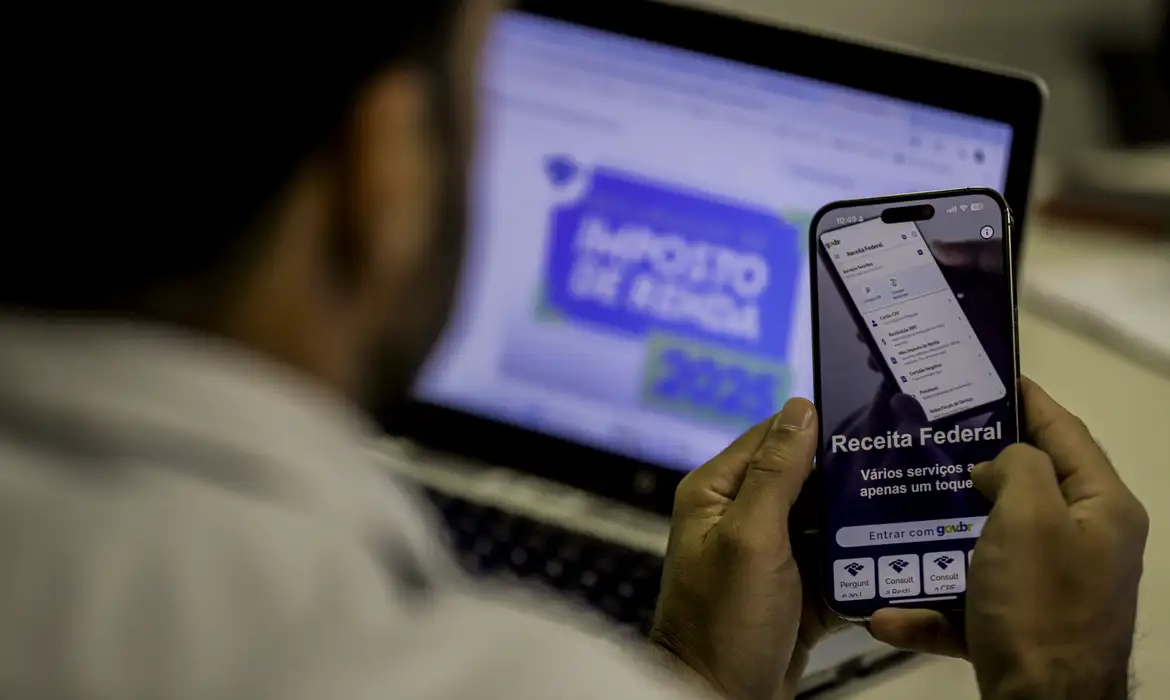 Studio Notícias | Studio TV Receita abre na sexta consulta a maior lote de restituição da história