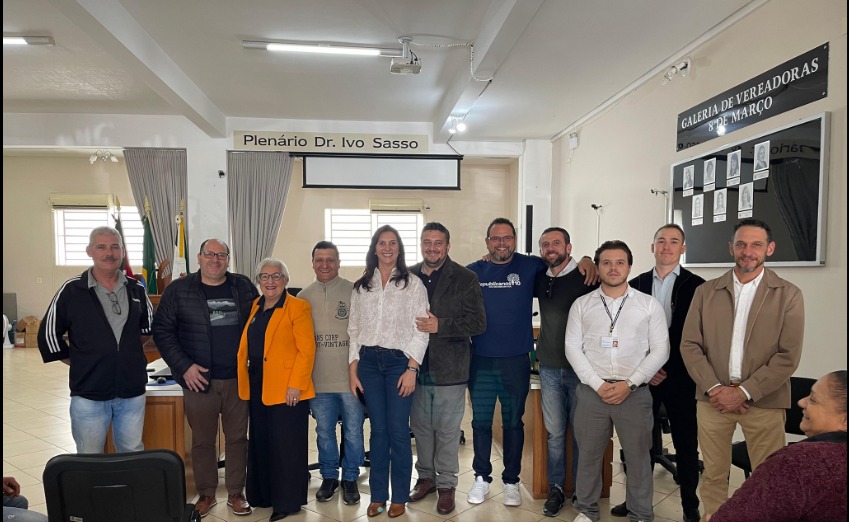 Republicanos Veranópolis empossa nova executiva em cerimônia na Câmara de Vereadores 1 Studio Notícias | Studio TV Republicanos Veranópolis empossa nova executiva em cerimônia na Câmara de Vereadores