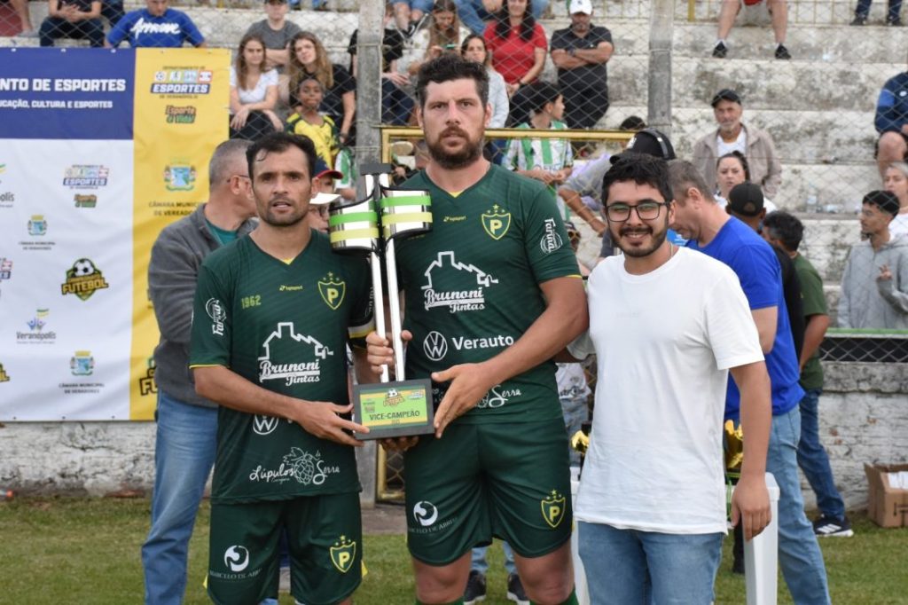 União Castilhense é o grande campeão do Municipal de Futebol 2025 de Veranópolis 3 Studio Notícias | Studio TV União Castilhense é o grande campeão do Municipal de Futebol 2025 de Veranópolis