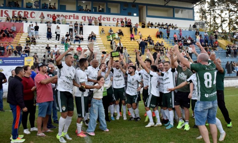 Studio Notícias | Studio TV União Castilhense é o grande campeão do Municipal de Futebol 2025 de Veranópolis