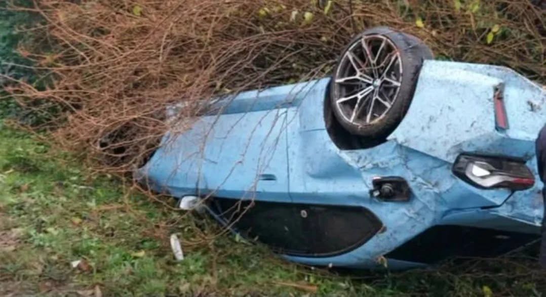 BMW avaliada em meio milhão de reais capota na RSC-453, em Teutônia - Studio TV