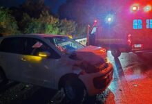 Carro sai da pista e atinge guard rail na BR-470, em Bento Gonçalves - Studio TV