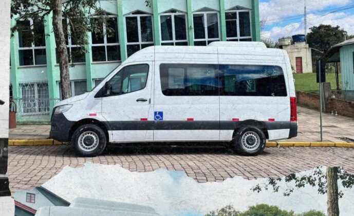 Cotiporã adquire nova van para transporte de pacientes - Studio TV