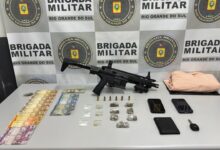 Homem é preso com submetralhadora artesanal no Centro de Caxias do Sul - Studio TV