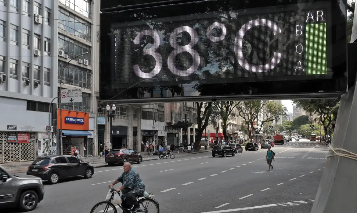 IBGE lança ferramenta para prevenção de desastres com foco no El Niño - Studio TV