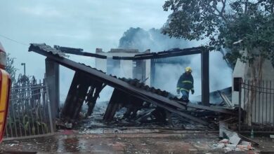 Incêndio destrói residência e deixa idosa morta em Espumoso - Studio TV