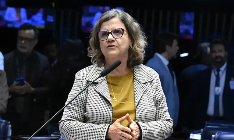 Lula anuncia Teresa Leitão como nova líder do governo no Senado - Studio TV