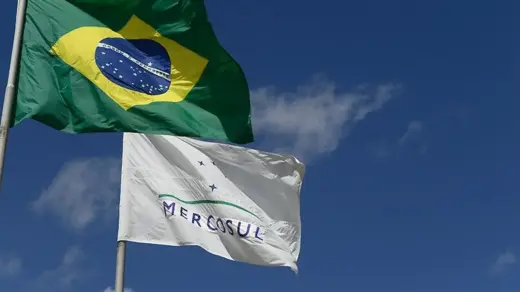 Lula participa da 68ª Cúpula do Mercosul em Assunção, com foco em identidade nacional e cooperação regional - Studio TV