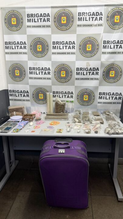 Homem é preso com mais de 4 quilos de drogas em Caxias do Sul - Studio TV