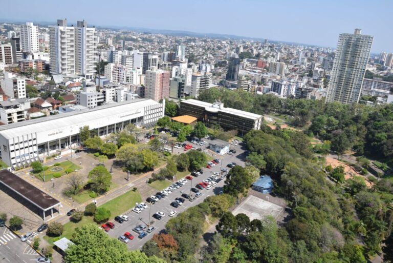 Câmara aprova uso de área do Jardelino Ramos para entidades assistenciais em Caxias do Sul - Studio TV