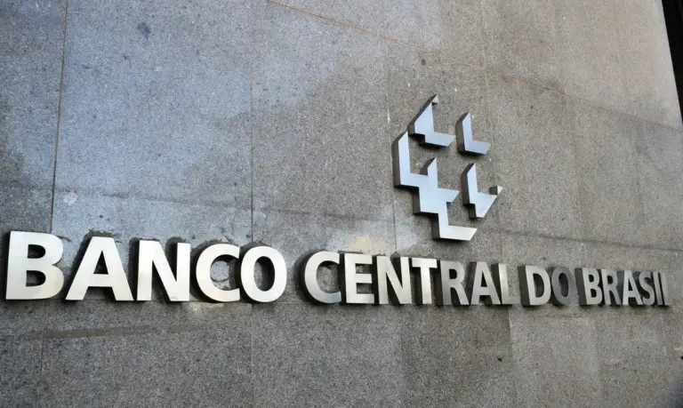 Banco Central mantém queda da Selic mesmo com inflação pressionada - Studio TV