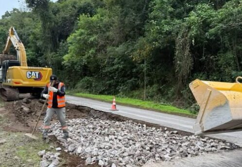 Estrada Bento Gonçalves segue em obras em Cotiporã - Studio TV