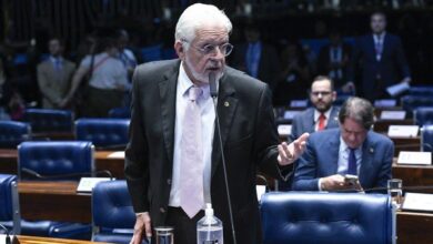 Sob pressão, Jaques Wagner entrega cargo de líder do governo e afirma ter agido em comum acordo - Studio TV