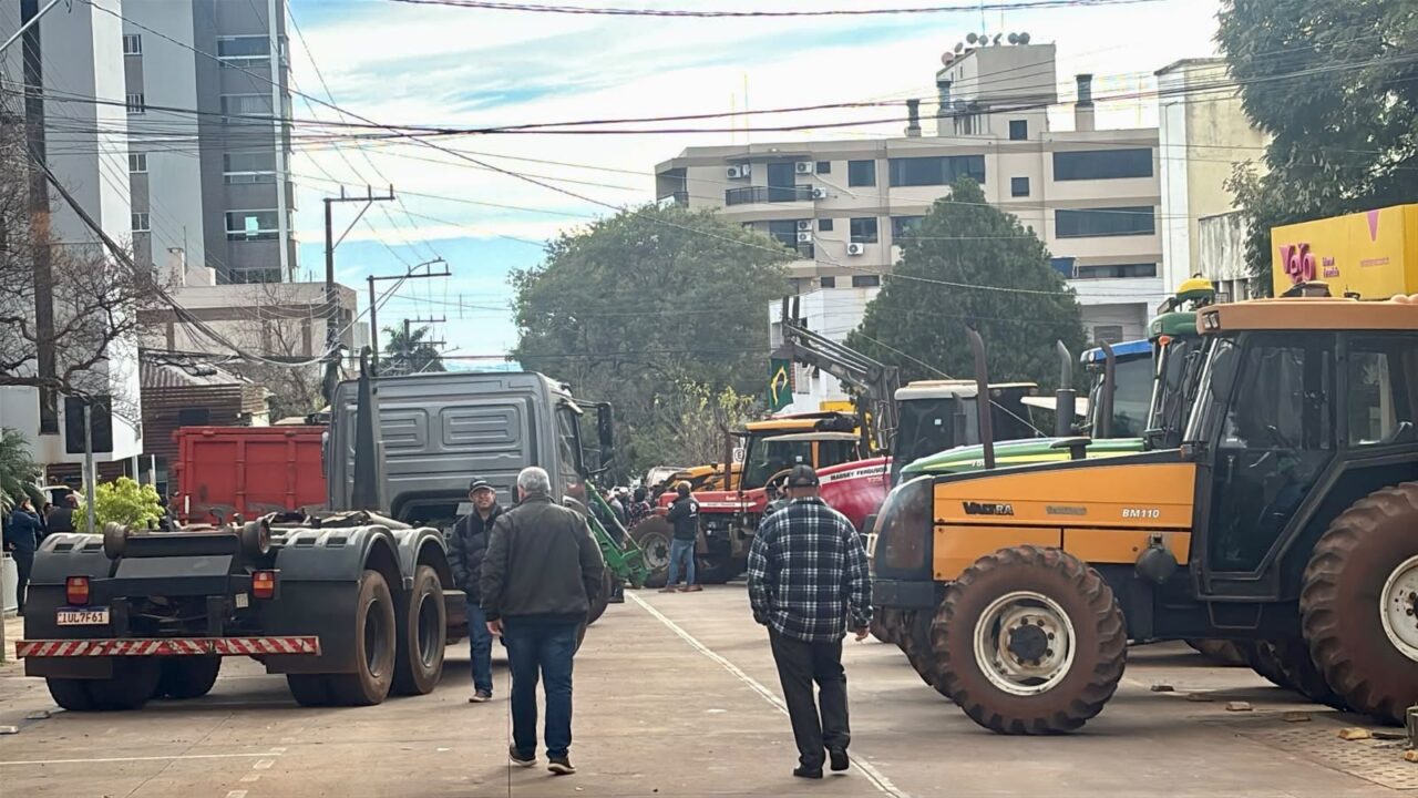 Produtores rurais realizam protesto pacífico em São Luiz Gonzaga - Studio TV