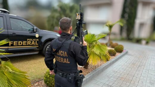 PF deflagra operação contra grupo suspeito de contrabandear agrotóxicos ilegais no RS - Studio TV