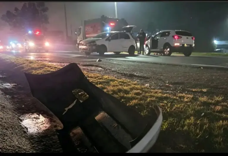 Acidente com quatro veículos causa congestionamento na RS-122, em Caxias do Sul - Studio TV