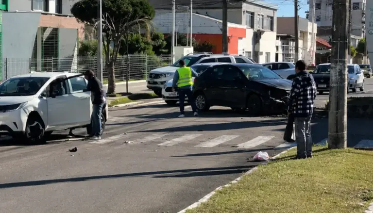 Acidente de trânsito é registrado na Palugana em Veranópolis - Studio TV