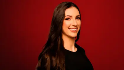 Amanda Cristina Kobusseski é a primeira candidata à corte da XII Femaçã 2027 apresentada - Studio TV