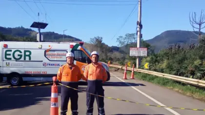 Ambulâncias são autorizadas a cruzar ponte entre Encantado e Muçum - Studio TV