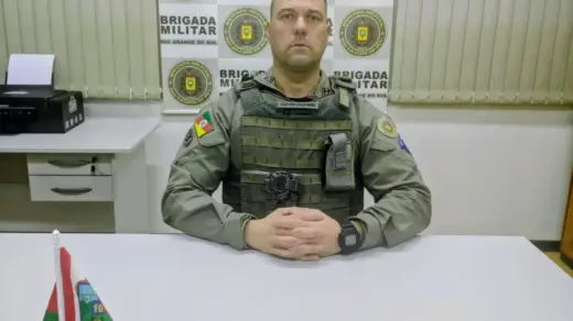 Brigada Militar apresenta novo comandante da 1ª Companhia em Vacaria - Studio TV