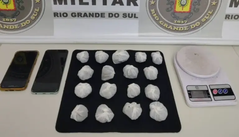 Brigada Militar prende suspeito de tráfico no Centro de Nova Bassano - Studio TV