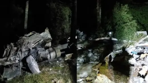 Caminhoneiro morre após veículo cair em ribanceira em Santa Catarina - Studio TV