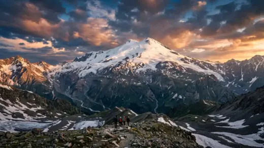 Cinco alpinistas morrem após grupo se perder durante mau tempo no Monte Elbrus - Studio TV