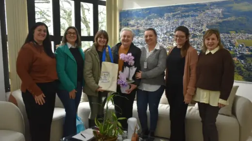 Clarita Pagnoncelli Gabrielli é escolhida patrona da 33ª Feira do Livro de Veranópolis - Studio TV