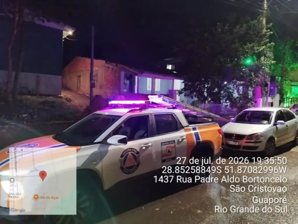 Cratera interdita rua e temporal acumula 200 milímetros em Guaporé - Studio TV